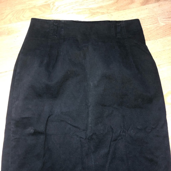 Elegant Black Pencil Skirt women’s vintage size 16 back slit buttons grunge - Picture 2 of 7